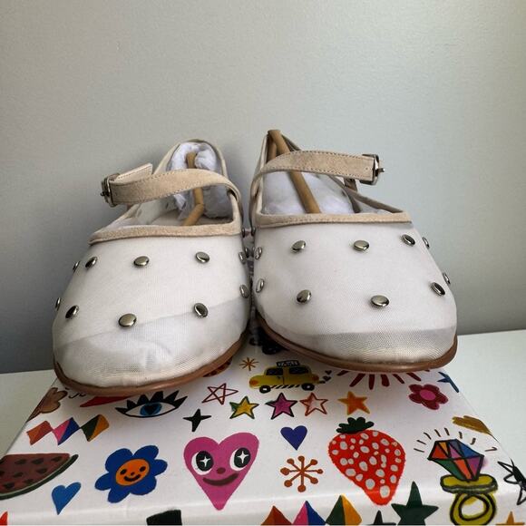 New Jeffrey Campbell Cream Beige Mesh Studd Flats Suede Piping Women's size 10 - Picture 2 of 8